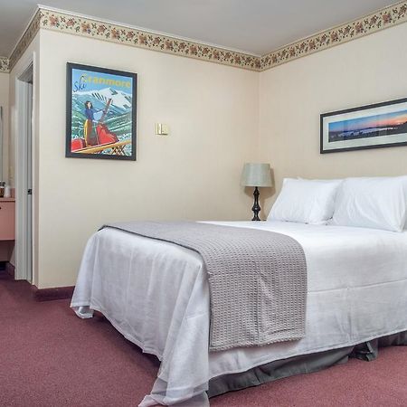 Mountain Village Lodge Бетел Екстериор снимка